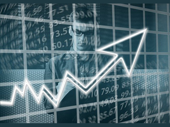 Stock Brokerage with 35,000 Clients