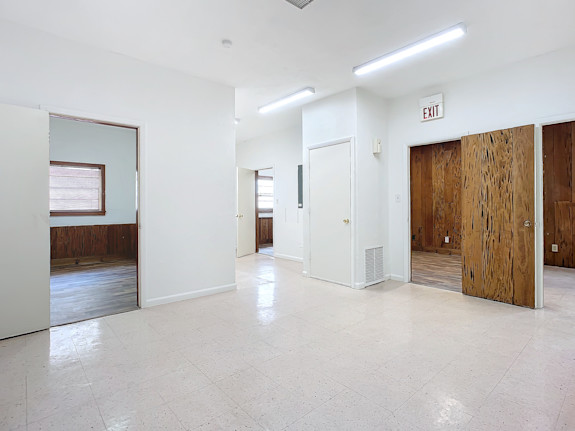 Daytona Beach Commercial Building for Sale