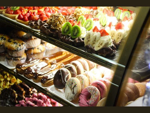 Turnkey Artisan Pastry Shop in Prime Location