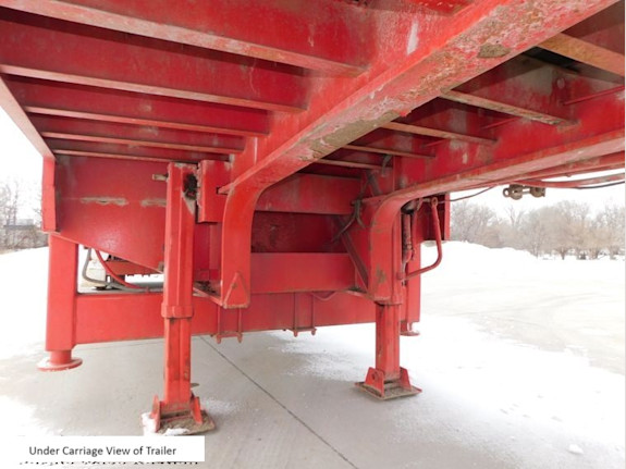 1981 Fontaine       Drop Deck Trailer With Crane