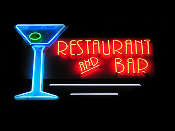 Restaurant with Bar