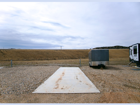 Prime Lot in Scenic WY with Full Amenities