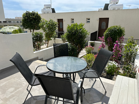 Fully Furnished 2-bedroom Townhouse in Paphos