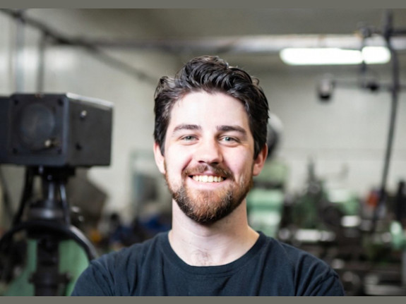 Long-Established Precision Machining Business with Real Estate