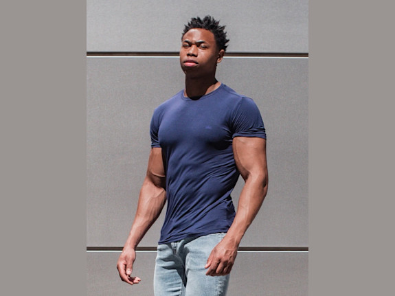 Profitable Lifestyle Brand in Denim & Athleisure