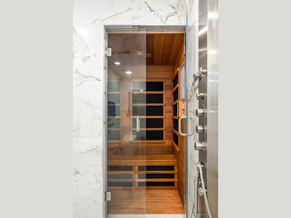 Mixed- Use Stellar Location High -End Rehab!