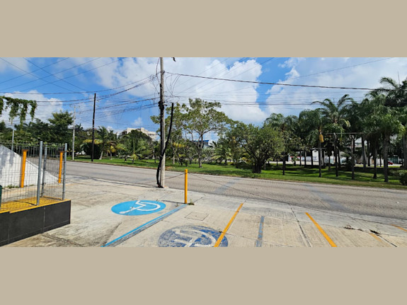 Investment building in Cancun