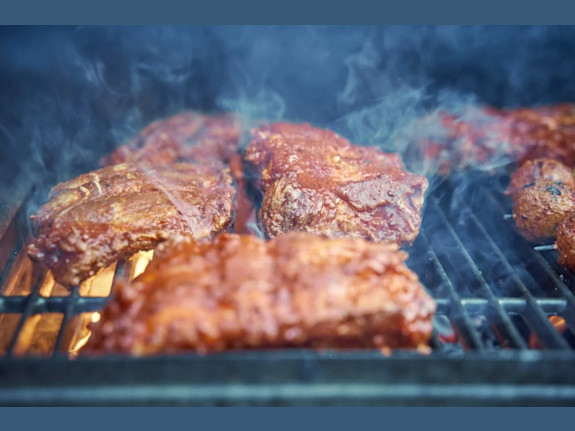 Profitable BBQ Restaurant with Stellar Reviews