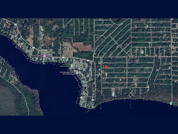 Vacant Lot Near River in Georgetown Florida