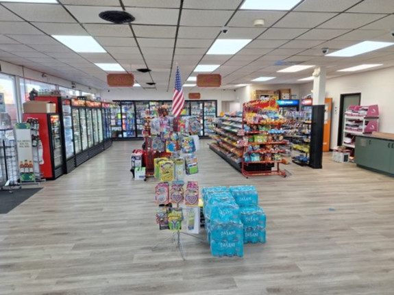 Gas Station with Property in Vaiden, MS