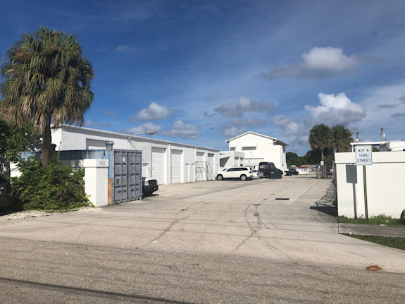 Small Bay Industrial Site For Sale