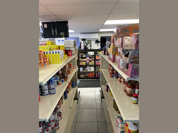 Scalable Deli and Convenience Store For Sale in NY