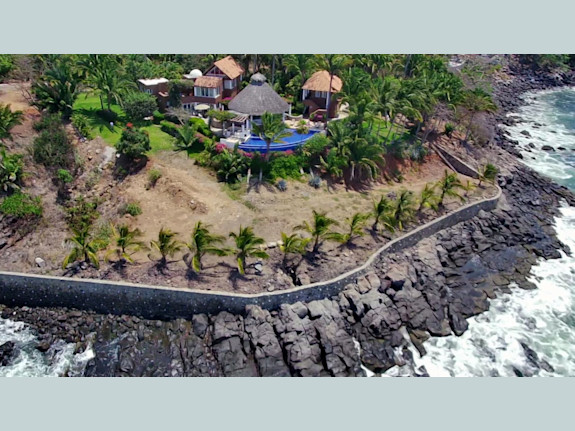 Villa Paraiso - Giant Oceanfront Property Nayarit