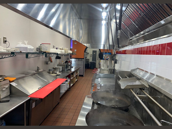 Successful Vietnamese and Seafood Restaurant in Southern NC