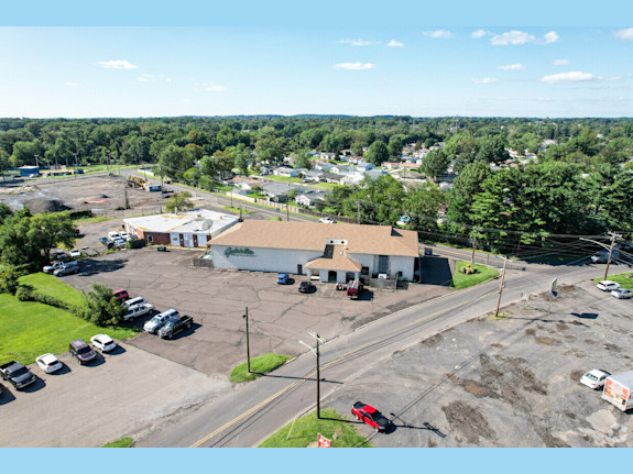 Restaurant/Bar W/Rental Income