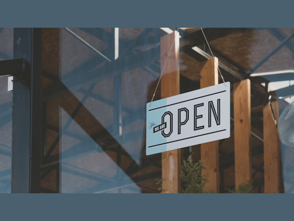 Wholesale Sporting Goods Supplier