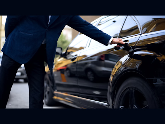 Luxury Black Car Services for Business Executives