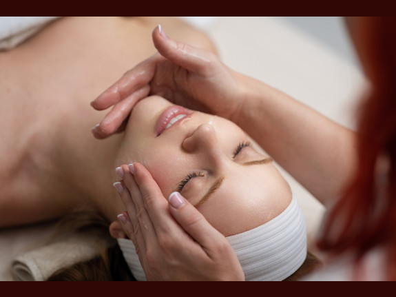 Elegant Skin and Beauty Clinic For Sale