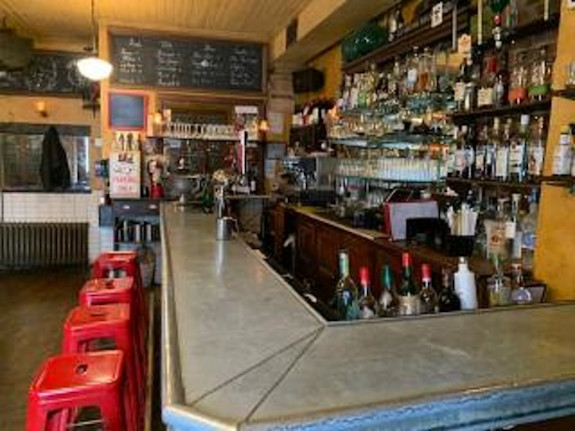 Bistro Restaurant in Prime Section of Brooklyn