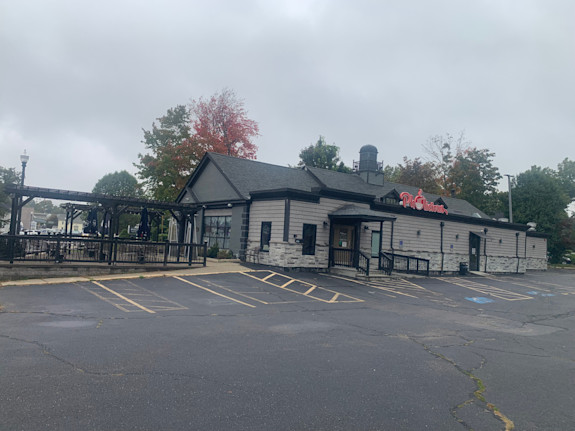 Restaurant with Real Estate