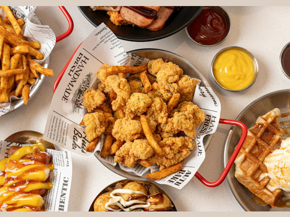 Highly Profitable Franchise in Prime Miami Mall Location / $198K SDE