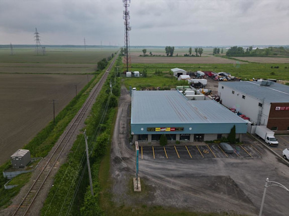 Unique Property With Endless Opportunities