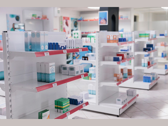 Retail & Compounding Pharmacy. Insurance Contracts