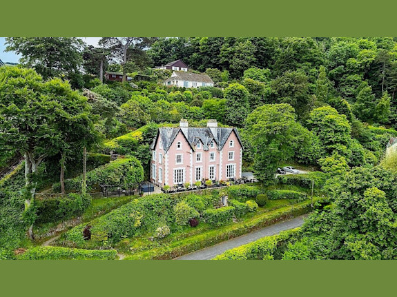 Georgian Villa with 11 Bedrooms, Ocean Views, UK