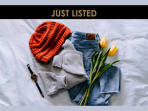 Well-known Resale Apparel Outlet in High-Traffic