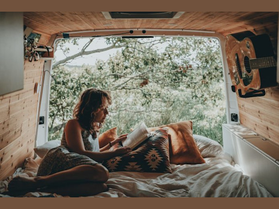 Profitable Blog in Van Life & Van Living Market