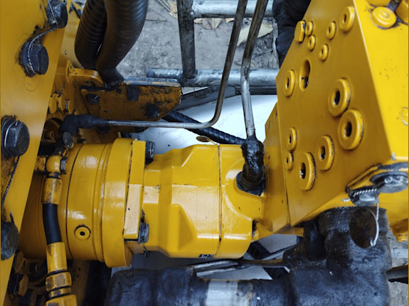 Hydraulic Winches Stock available for Sale