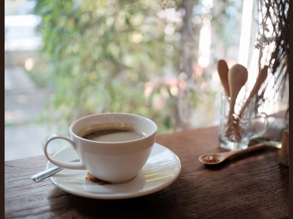 Charming Cafe in Busy Area