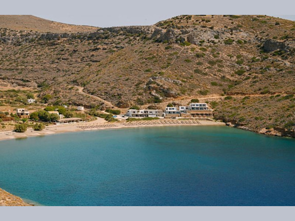 Hotel For Sale In Kéa (Tzia) / Greek Islands