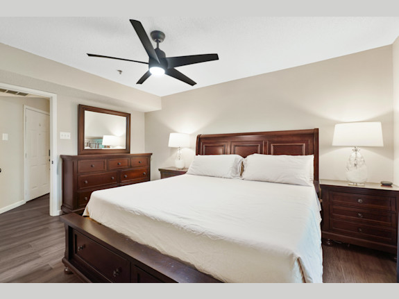 Full Service 60+ Room Hotel near Edmonton