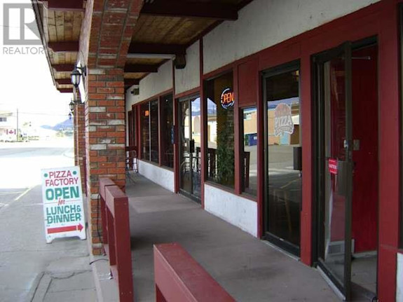 High-Exposure Downtown Commercial Property