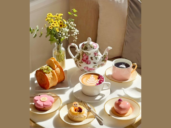 High-End Bakery Cafe, Profitable, Absentee Run