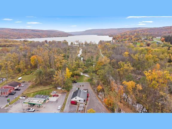 Fingerlakes Ice Cream Shop And Cafe/Catering