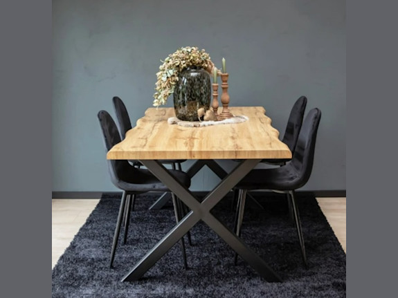 Profitable 7 year old E-Commerce Home furniture