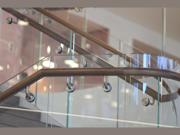 Value Adding Glass Processor / Manufacturer