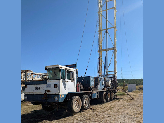 1981 Corsair Well Service Rig Ready to work