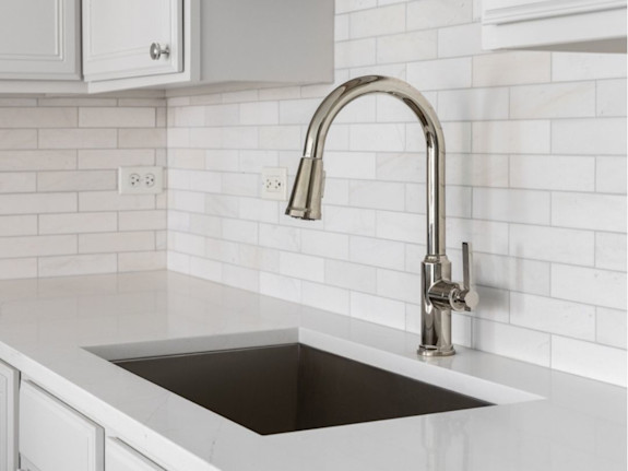 Long-Standing Retailer with Exclusive Premium Brand