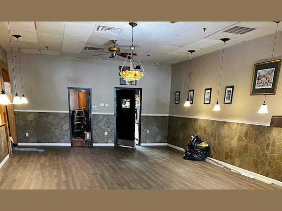 Bar/Pizzeria/Italian Rest. in Montgomery County