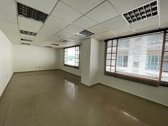 Office For Sale In Camino De Cruces, Panama City