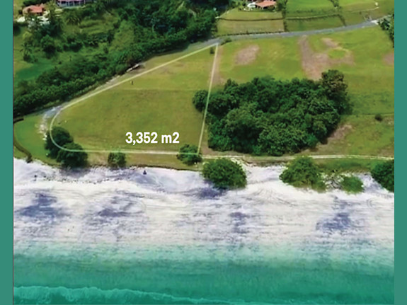 Beachfront land for sale in Chumico, Panama
