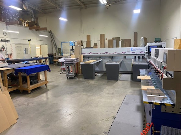 Custom Plastic Manufacturing and Distribution