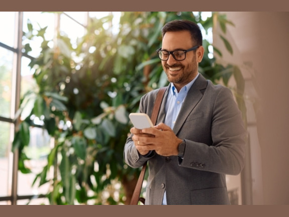 Second Phone Number & eSIM App - $100K+ MRR