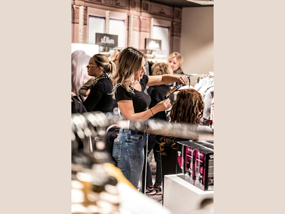 Very Profitable and Well Known Beauty Salon