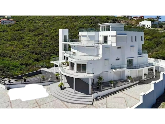 Hotel Boutique — Oyster Pond — Sint Maarten