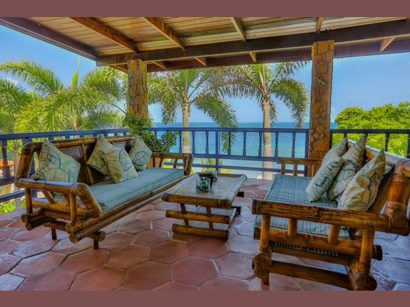 Flourishing Vacation Villa in Grenada For Sale
