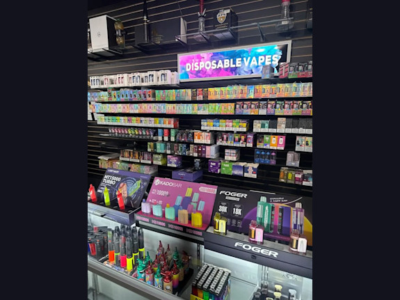 Newly Built, Turnkey Smoke Shop – Motivated Seller